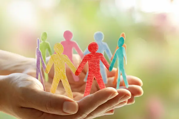 اهمیت شریک شدن در کار خیر